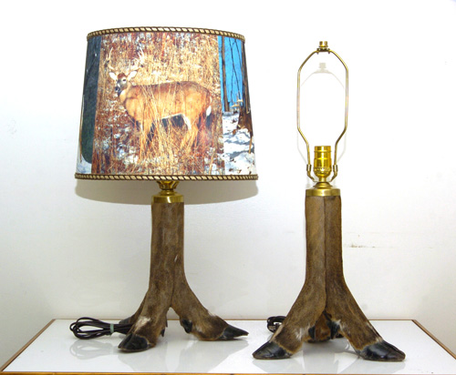 Deer feet lamps